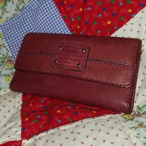 Fossil Oxblood Crimson "Long Live Vintage" wallet